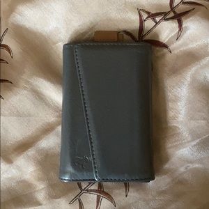 The Frenchie Co. Minimize Me Please